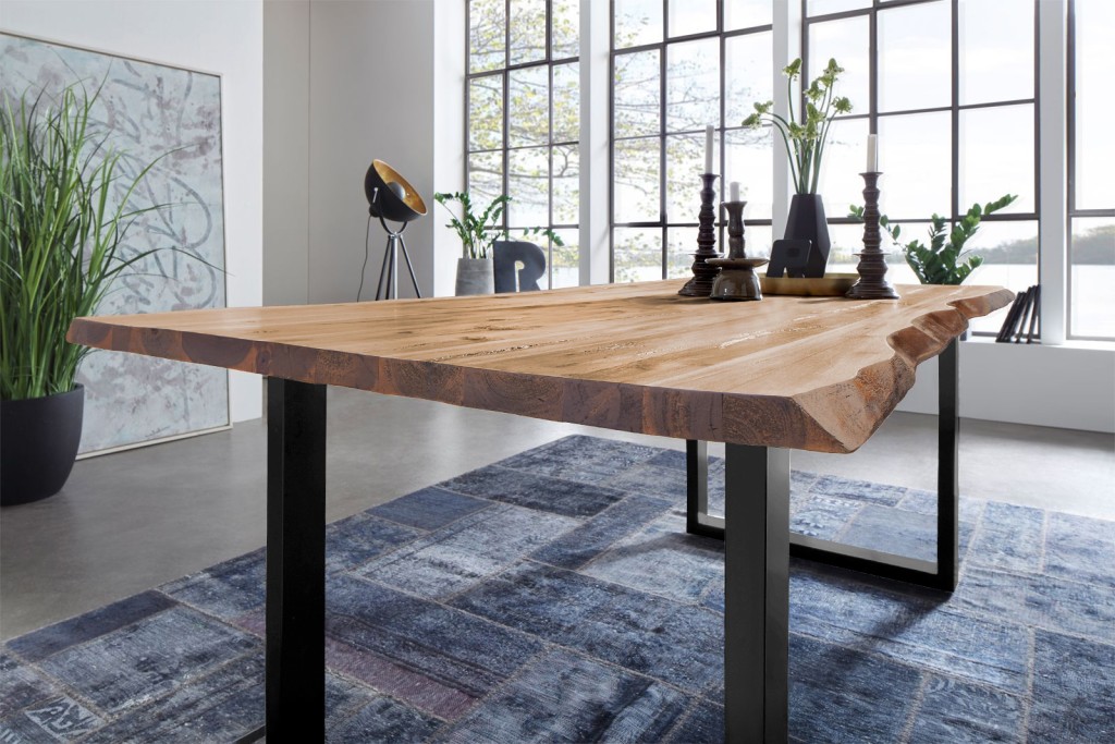 Esstisch Baumkante massiv Akazie eichefarben 160 x 85 schwarz NOAH