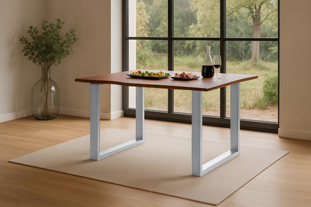 Esstisch Baumkante massiv Akazie kastanienfarben 120 x 80 cm U-Gestell silber Roxana