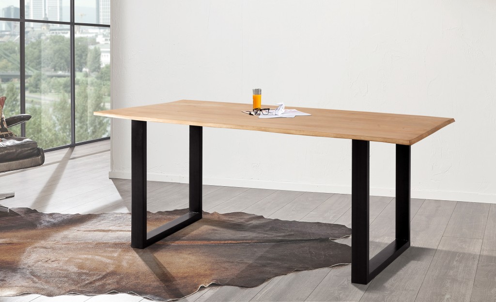 Baumkantentisch Hevea massiv naturfarben 200 x 100 cm U-Gestell schwarz MAILO