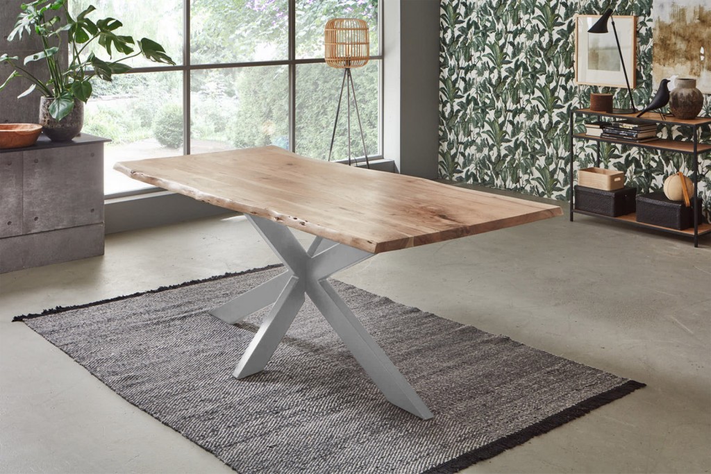 Esstisch Baumkante Akazie naturfarben 160 x 85 cm Spider-Gestell silber TABEA