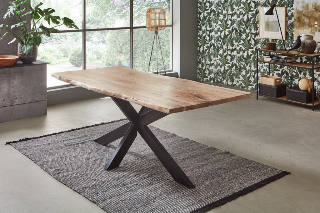 Esstisch Baumkante Akazie naturfarben 180 x 90 cm Spider-Gestell schwarz TABEA