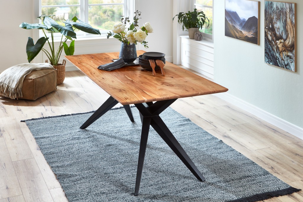 Esstisch Akazie Natur massiv schwarz 180 x 90 cm Schweizer Kante HEIDI